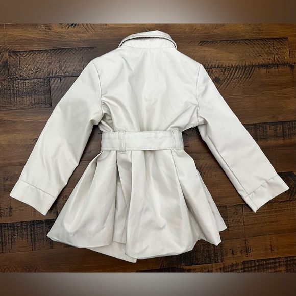 Tahari Girls Trench Coat Jacket Button-Up Long Sleeve Belted Beige Size 24M - Picture 2 of 7